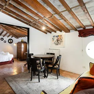  Appartement Frattina Italie