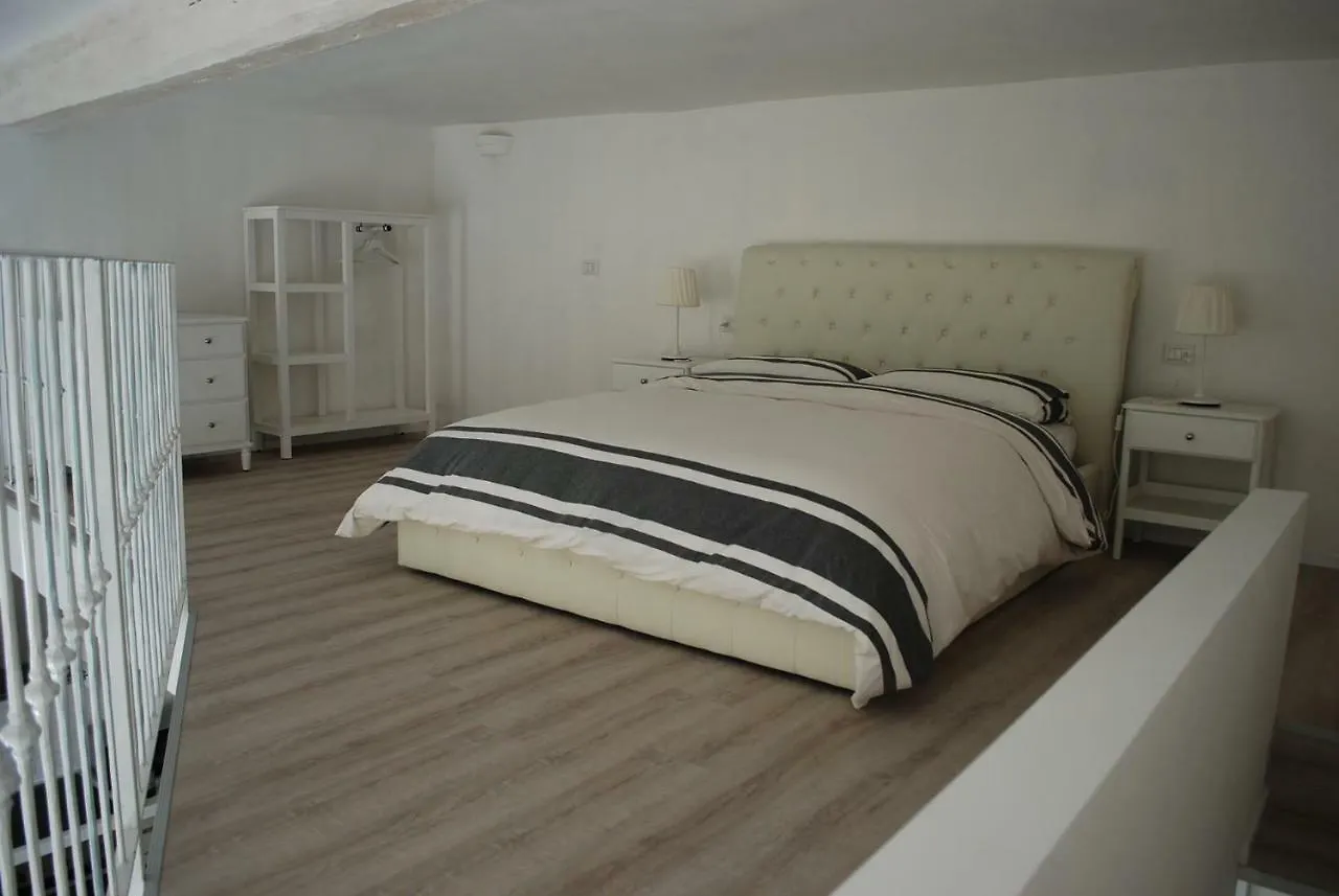 Apartment Berardi Palace - Vigna Nuova Loft Florence